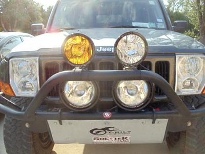 Click image for larger version. 

Name:	jeep lights 005.jpg 
Views:	129 
Size:	42.4 KB 
ID:	707
